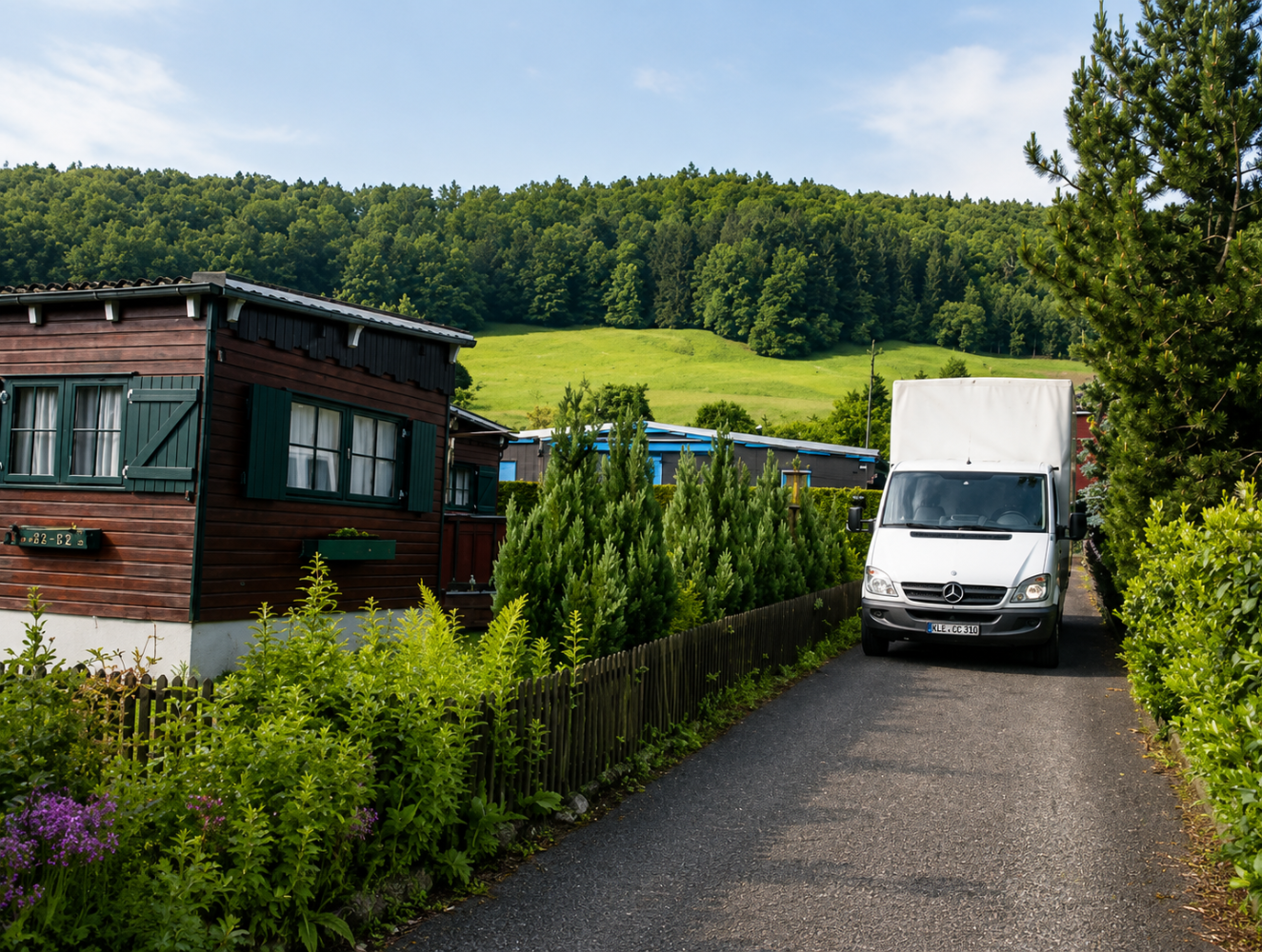Umzug FAQ mit Antworten zu Kosten, Ablauf, Reinigung, Packservice und Entsorgung. Jetzt informieren und den Umzug sicher planen.